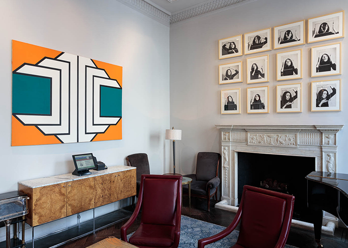 Displacements orange and blue