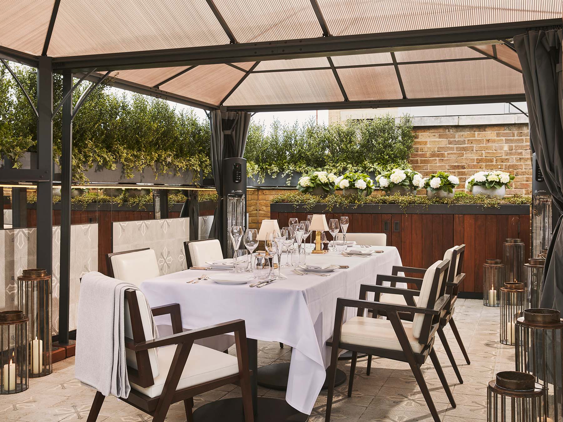 Penthouse roof terrace private dinner